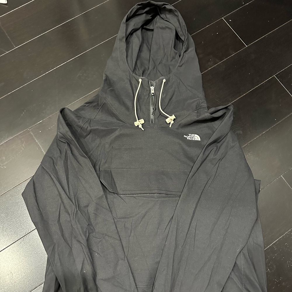 NORTH FACE WINDBREAKER AND PANTS